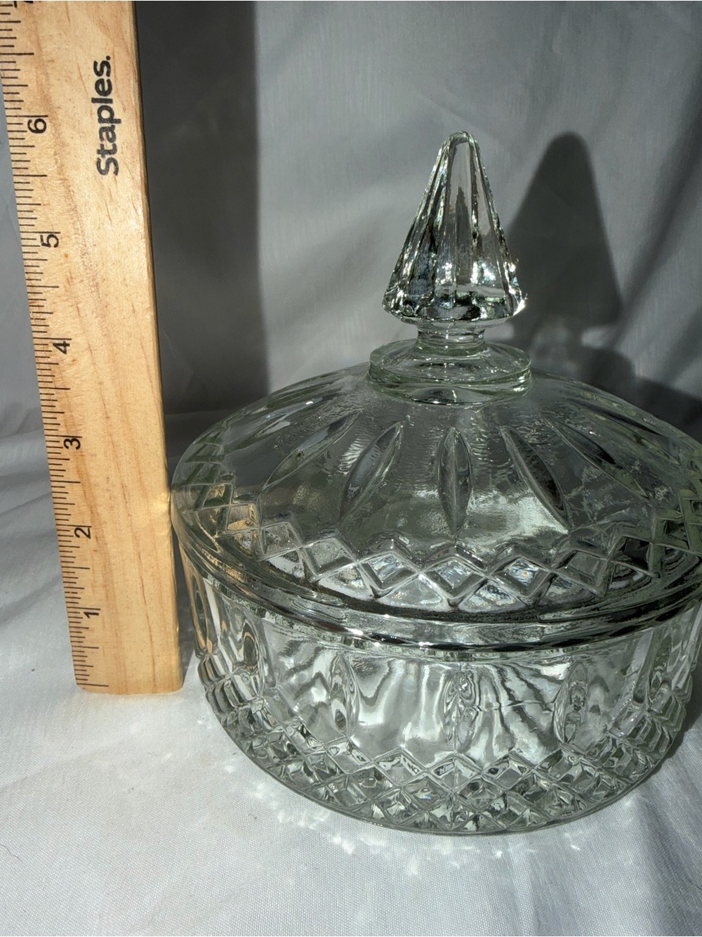 Vintage Clear Pressed Glass Lidded Candy Dish - Diamond & Starburst Pattern - Picture 3 of 8